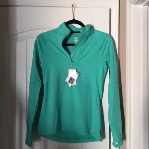 Merrell Women’s Half Zip Running/Workout Top